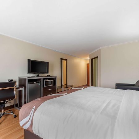 Quality Inn Fairborn Eksteriør bilde