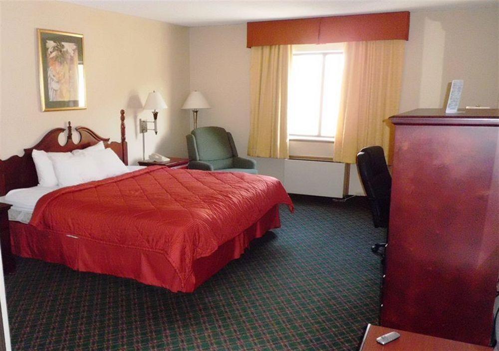 Quality Inn Fairborn Eksteriør bilde