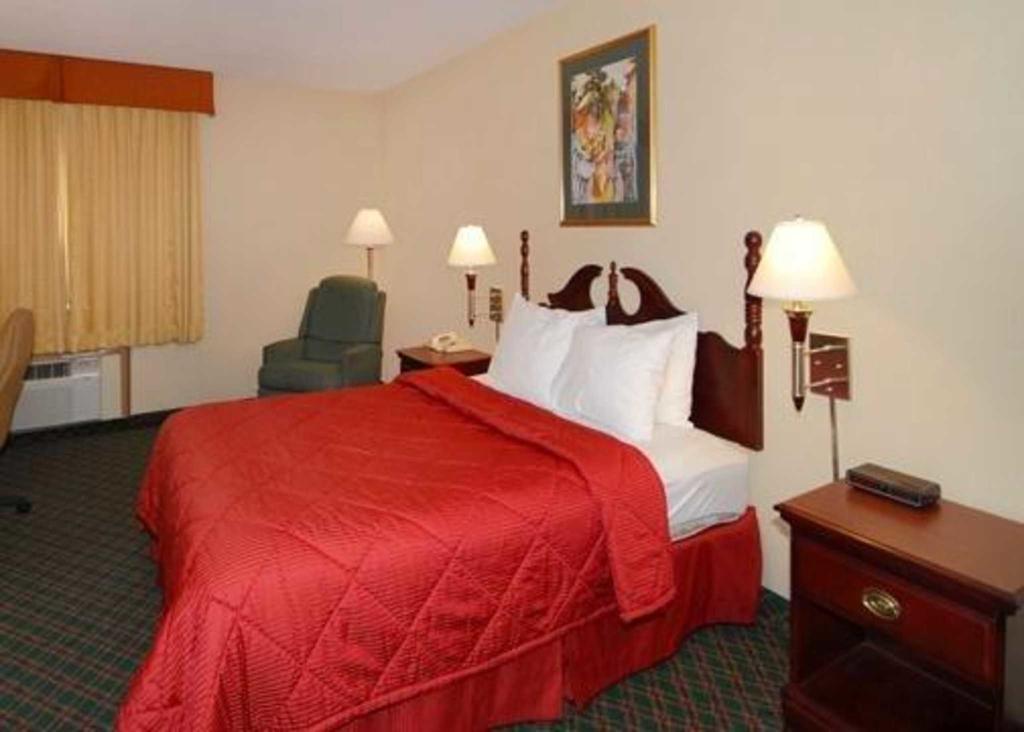 Quality Inn Fairborn Eksteriør bilde
