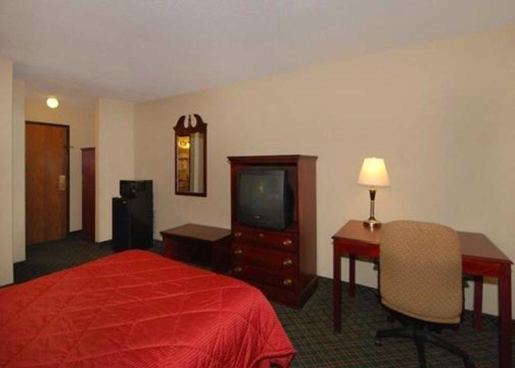 Quality Inn Fairborn Eksteriør bilde