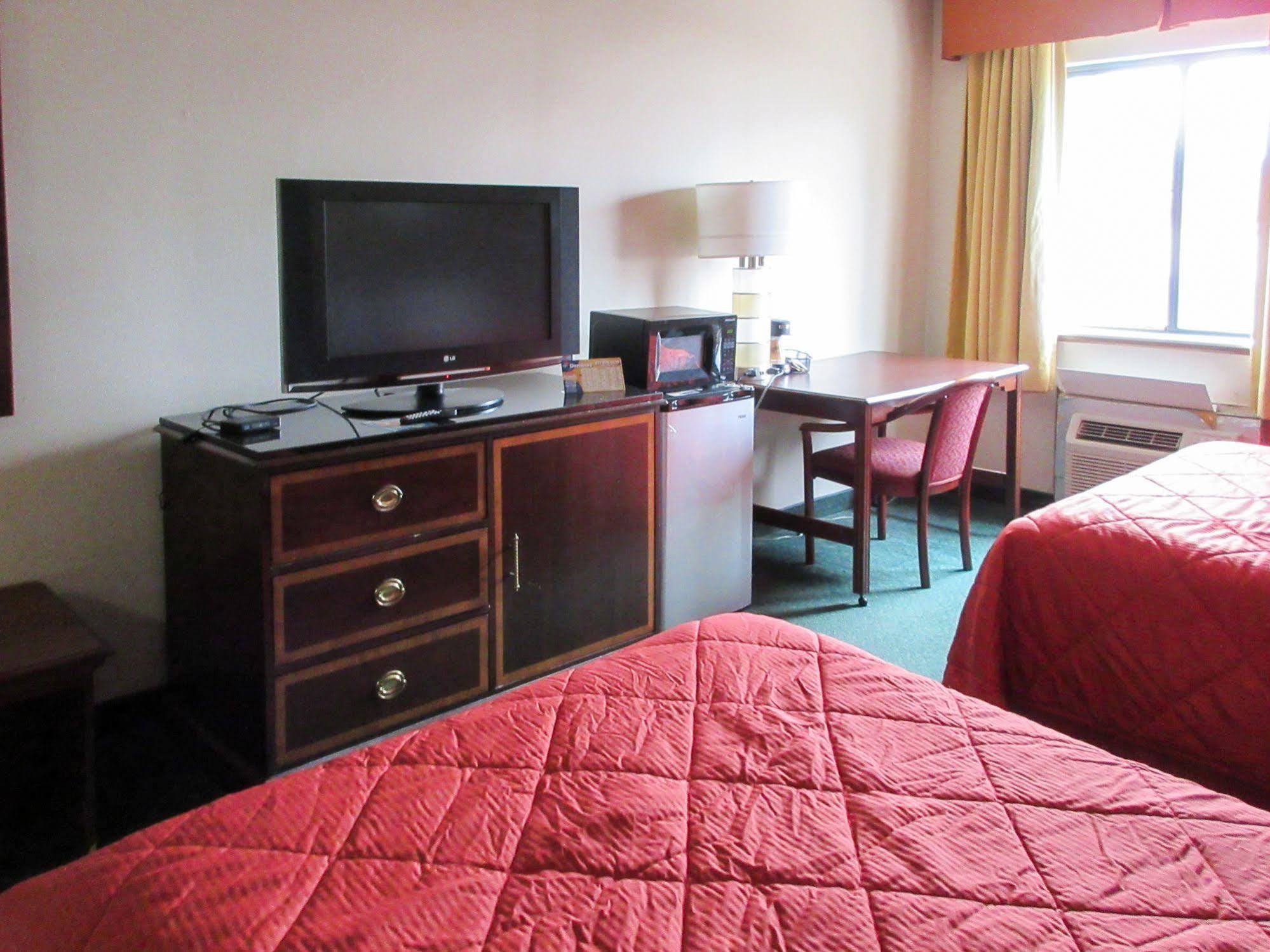 Quality Inn Fairborn Eksteriør bilde